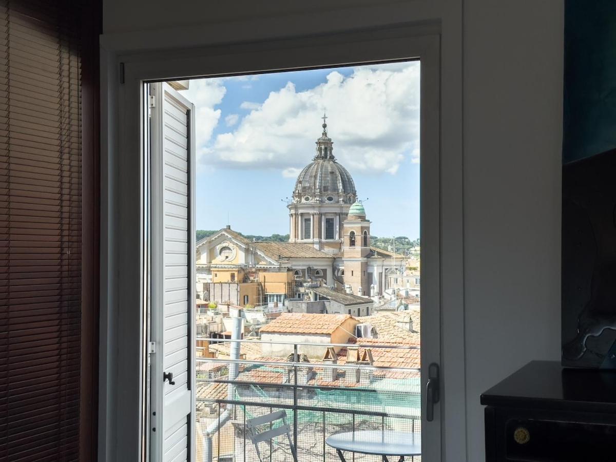 Chasing The Stars Spanish Steps Boutique Rom